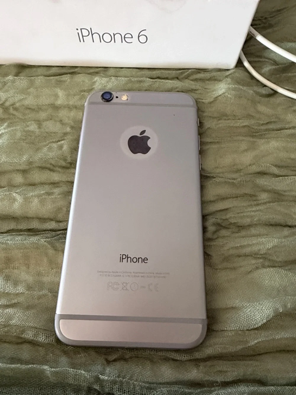 Apple iPhone 6 Gray - Won’t Turn On